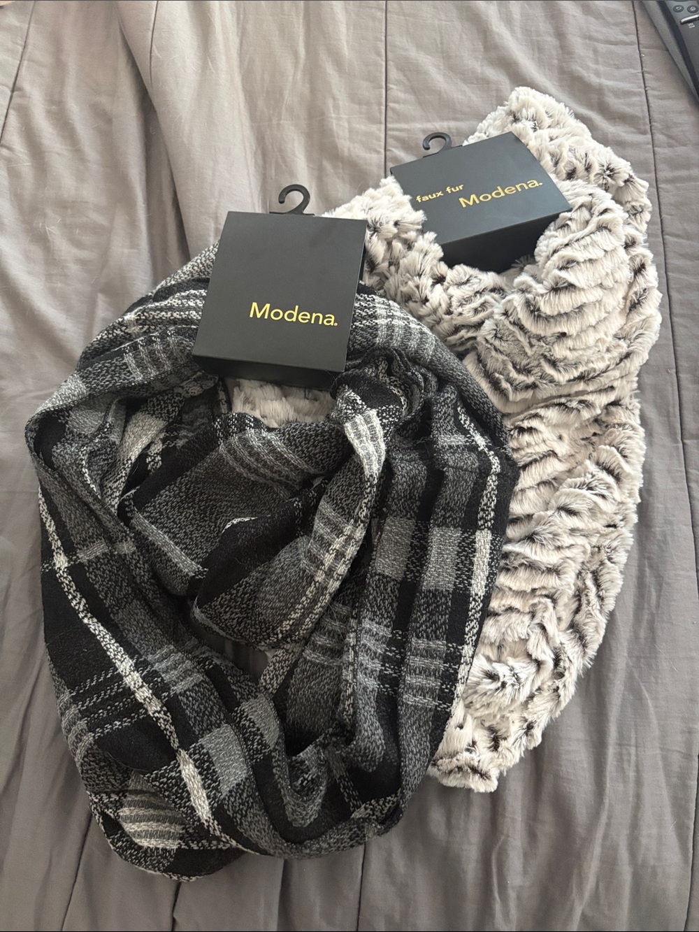 Set of 2 Brand New Modena Infinity Scarves-